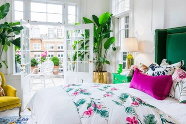 colorful small bedroom interior design by decorilla 2048x1148 crop 1723782747819